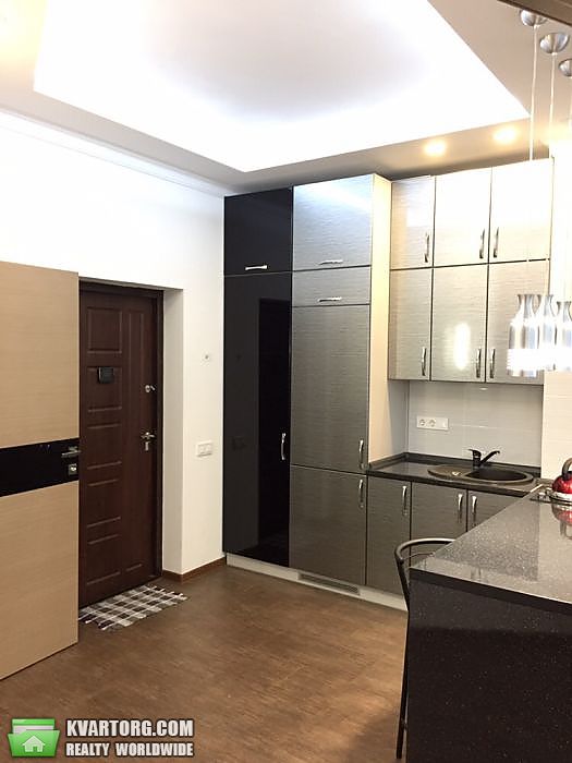 Rent out 2-room apartment. Киев,  Руданского — photo 2
