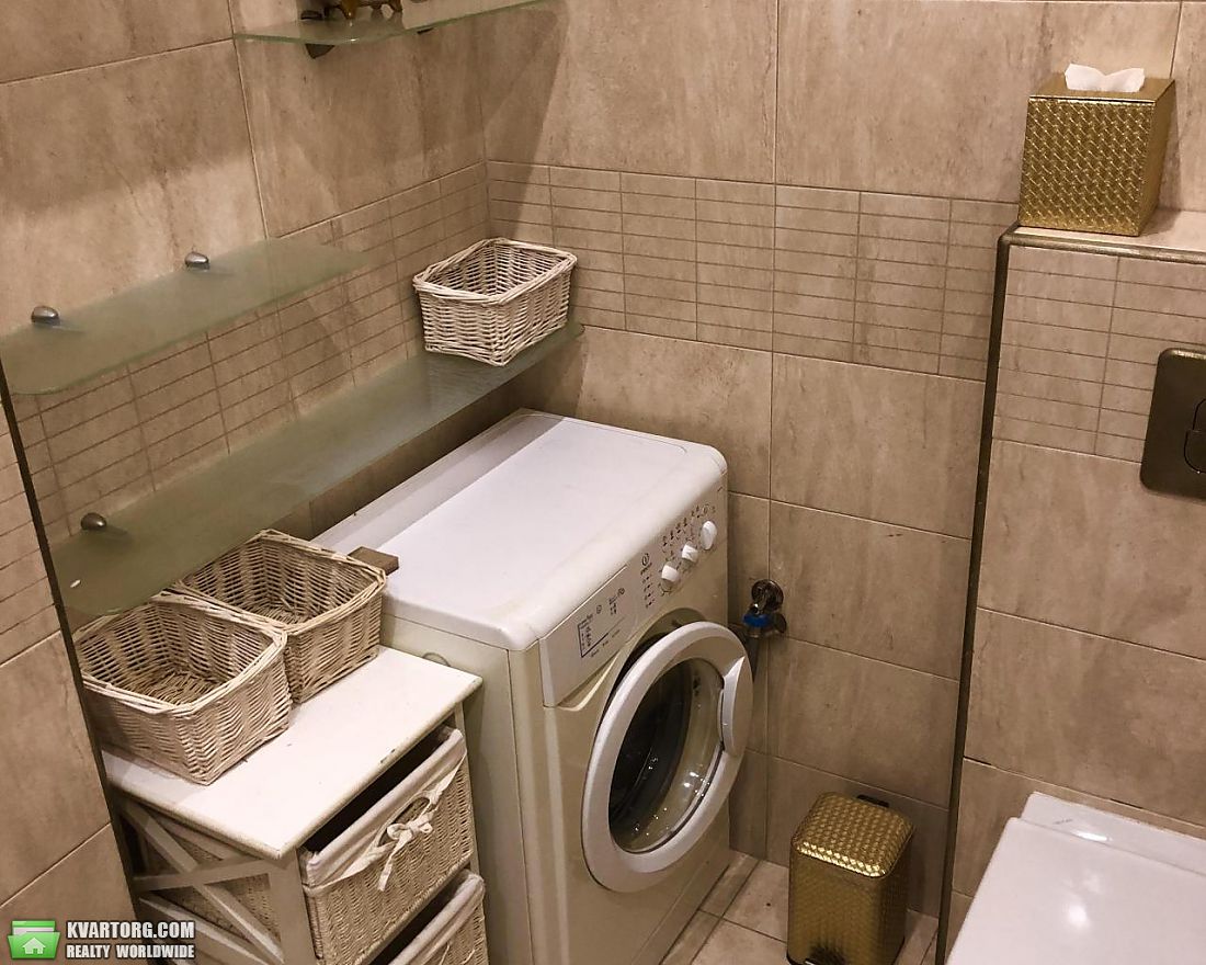 Rent out 2-room apartment. Киев,  Тарасовская — photo 9