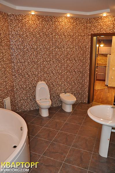 Rent out 2-room apartment. Одесса, Дерибасовская — photo 5