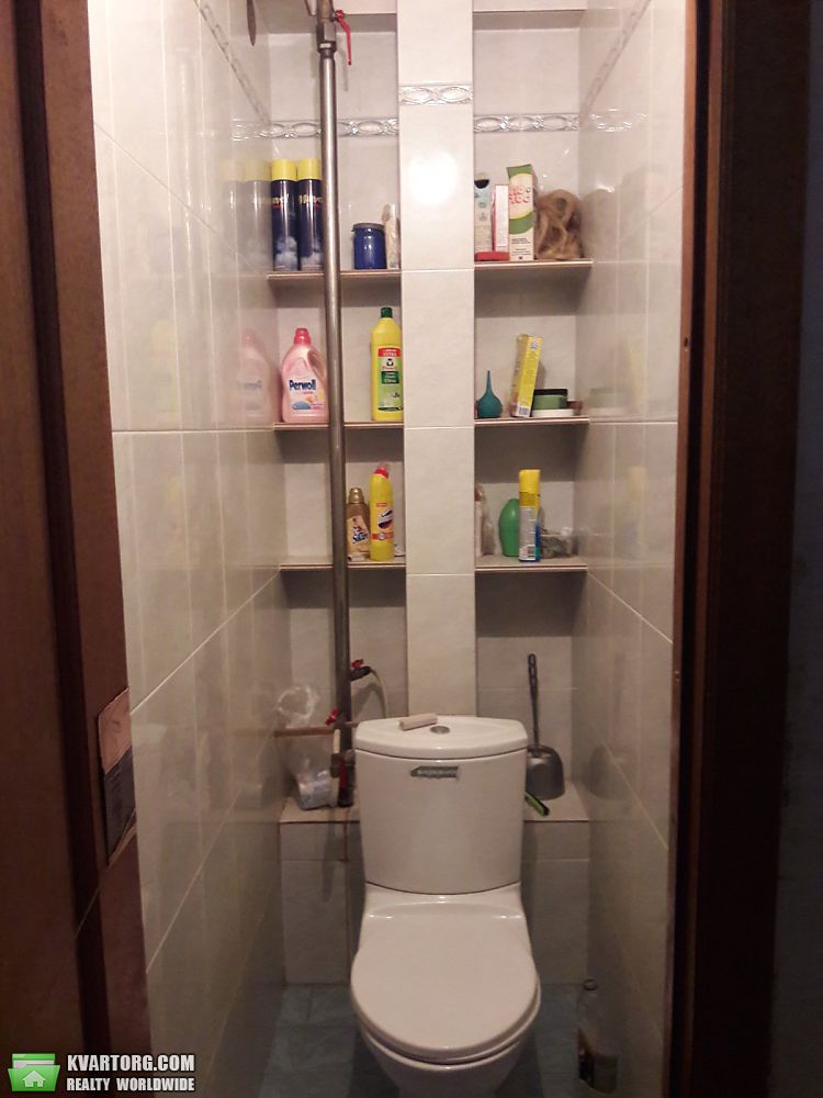 Rent out 2-room apartment. Киев,  Озерная — photo 1