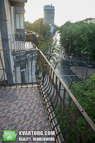 Rent out 2-room apartment. Киев,  Грушевского — photo 3