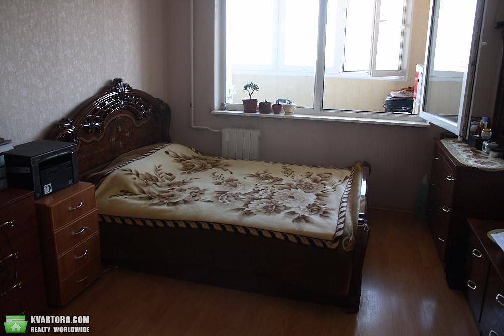 Sell 2-room apartment. Киев,  Озерная — photo 1