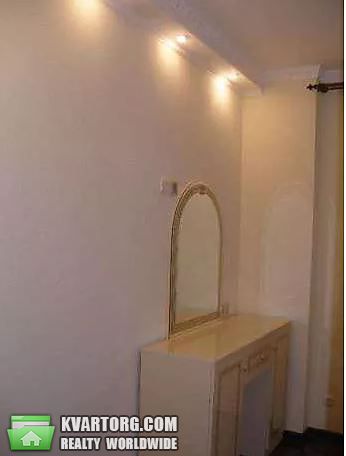 Rent out 2-room apartment. Киев,  Гмыри — photo 7