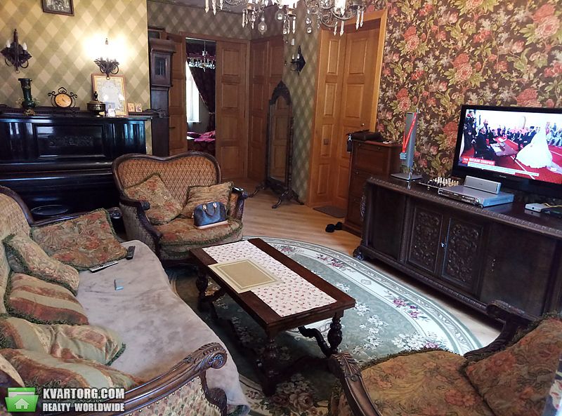 Rent out 3-room apartment. Киев,  Грушевского — photo 8