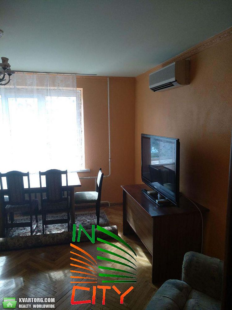 Sell 2-room apartment. Киев,  Ватутина пр — photo 4