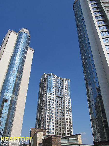 Sell 3-room apartment. Киев, Драгомирова — photo 1