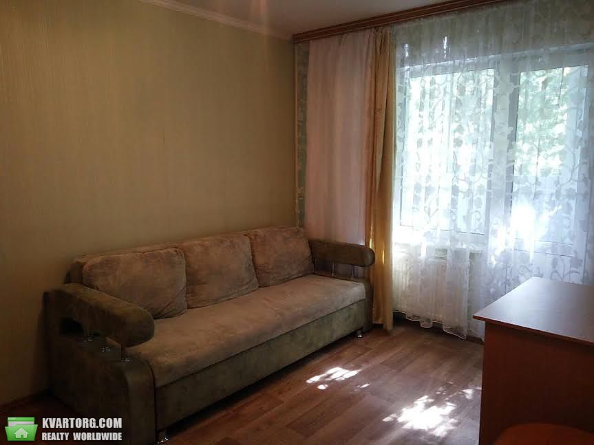 Rent out 1-room apartment. Киев, Демеевская — photo 4