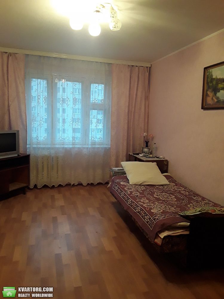 Rent out 2-room apartment. Киев,  Алма-Атинская — photo 4