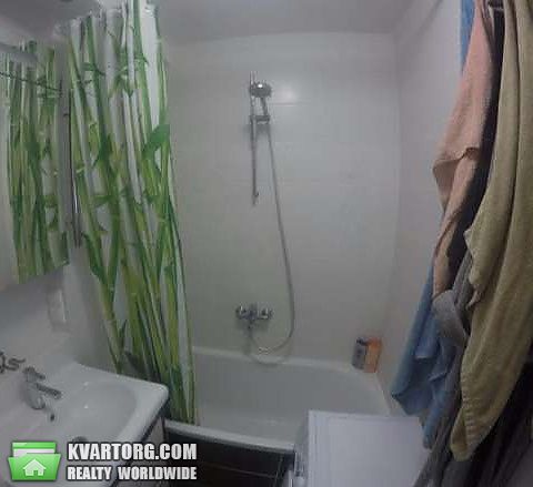 Sell 2-room apartment. Киев, Метростроевская — photo 3