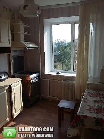 Rent out 2-room apartment. Киев,  Малокитаевская — photo 2