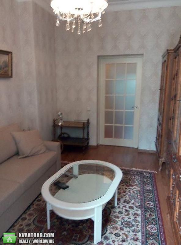 Rent out 3-room apartment. Киев,  Гончара — photo 1