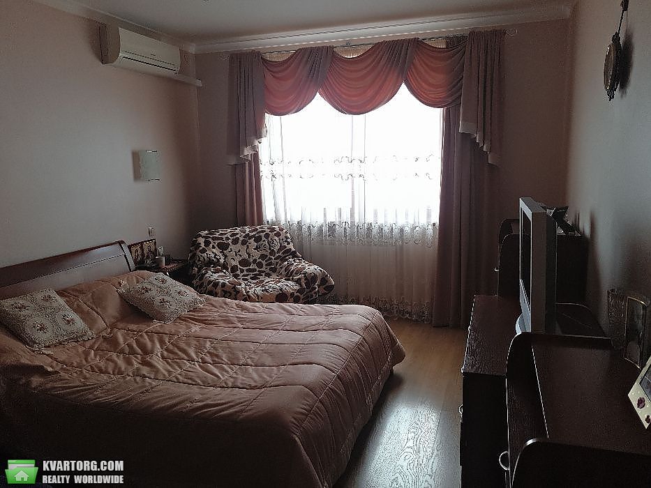 Sell 5-room apartment. Киев,  Ахматовой — photo 3