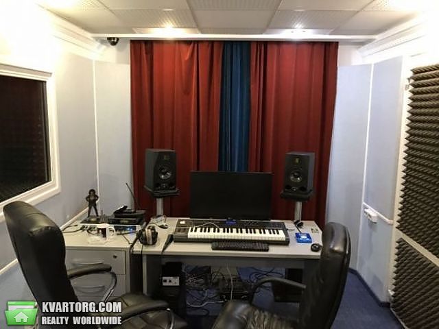 Sell 2-room apartment. Киев,  Воссоединения пр — photo 1