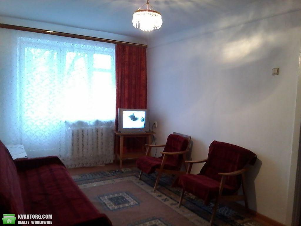 Sell 2-room apartment. Полтава, Соборний майдан — photo 1