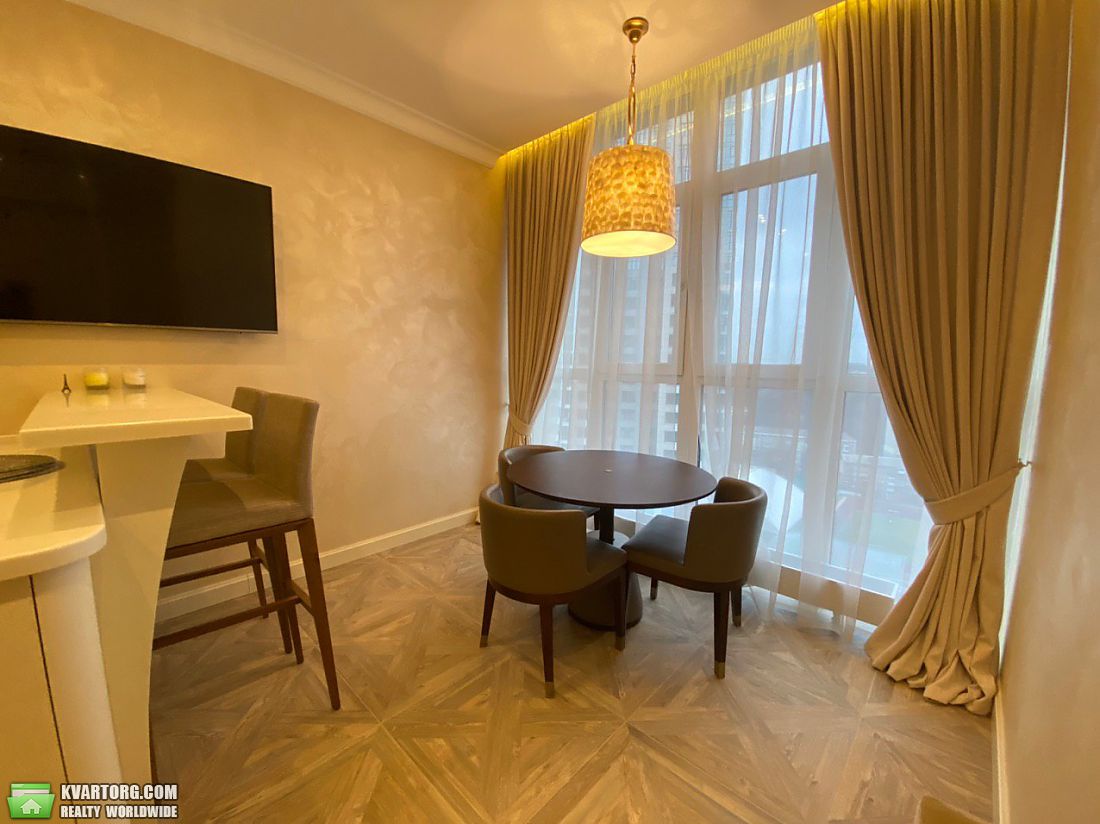 Buy 2-room apartment. Киев, Драгомирова ул. — photo 4