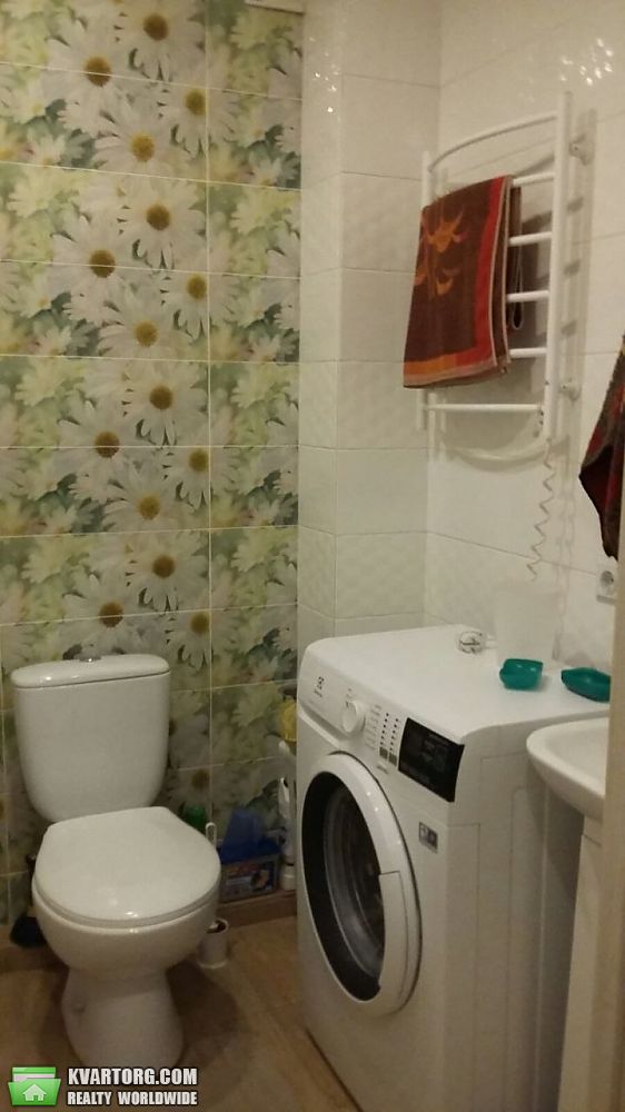 Rent out 2-room apartment. Киев, Николая Хвилевого — photo 8