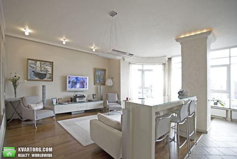 Rent out 2-room apartment. Киев,  Московская — photo 2