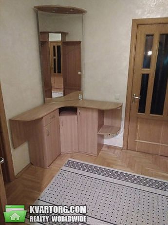 Rent out 2-room apartment. Киев,  Бажана — photo 9