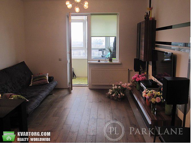 Sell 1-room apartment. Киев,  Дегтяревская — photo 3