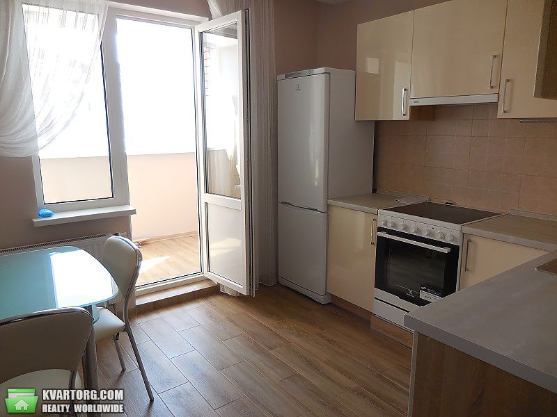 Rent out 1-room apartment. Киев,  Чавдар — photo 10