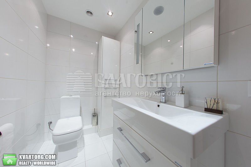 Rent out 2-room apartment. Киев,  Барбюса — photo 5