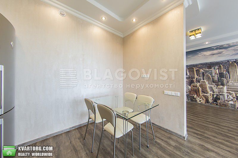Rent out 4-room apartment. Киев,  Барбюса — photo 6