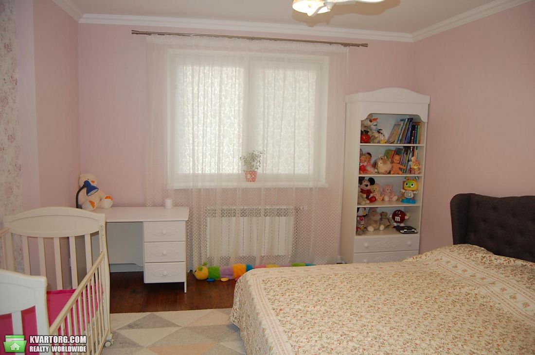 Rent out 3-room apartment. Киев,  Кондратюка — photo 5