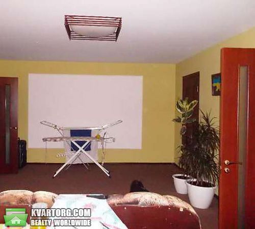 Sell 4-room apartment. Днепропетровск, Тополь-1 — photo 3