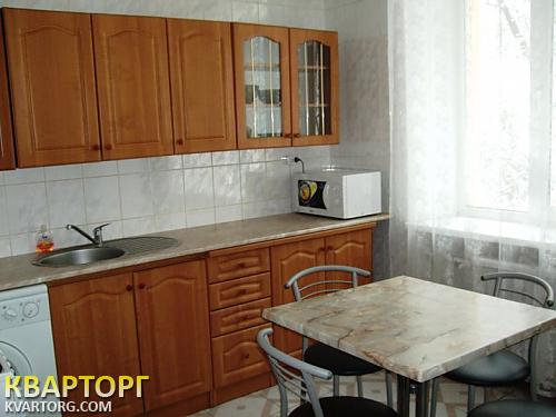 Rent out 2-room apartment. Киев,  Барбюса — photo 5