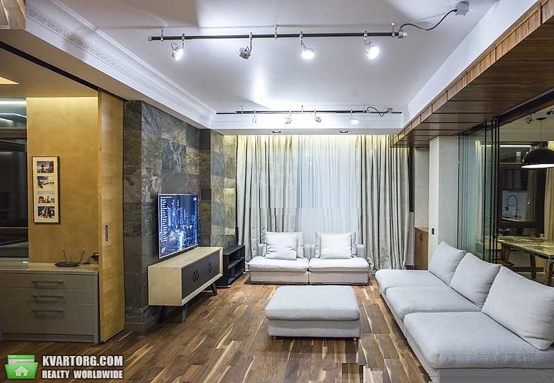 Sell 3-room apartment. Киев,  Драгомирова — photo 1