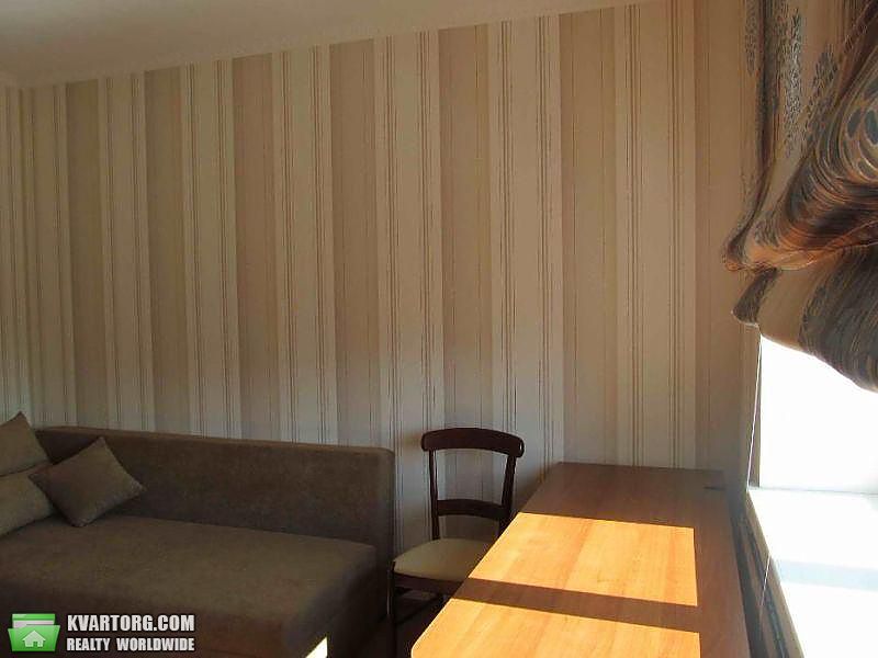 Rent out 4-room apartment. Киев,  Предславинская — photo 4