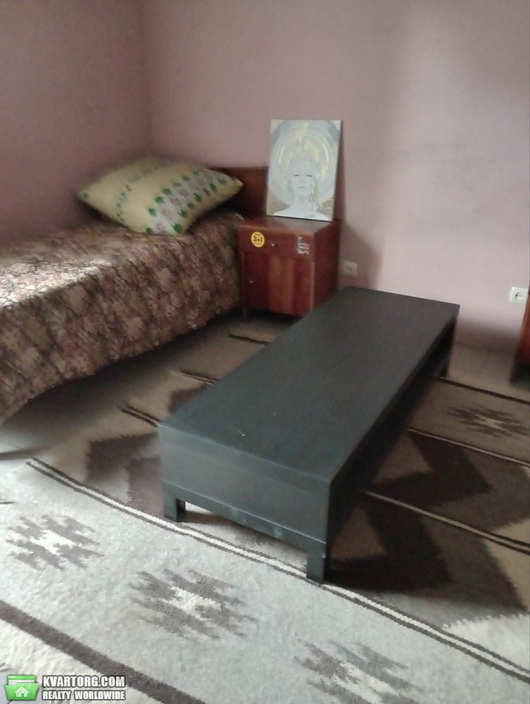 Rent out house. Киев, Малоземельная — photo 4