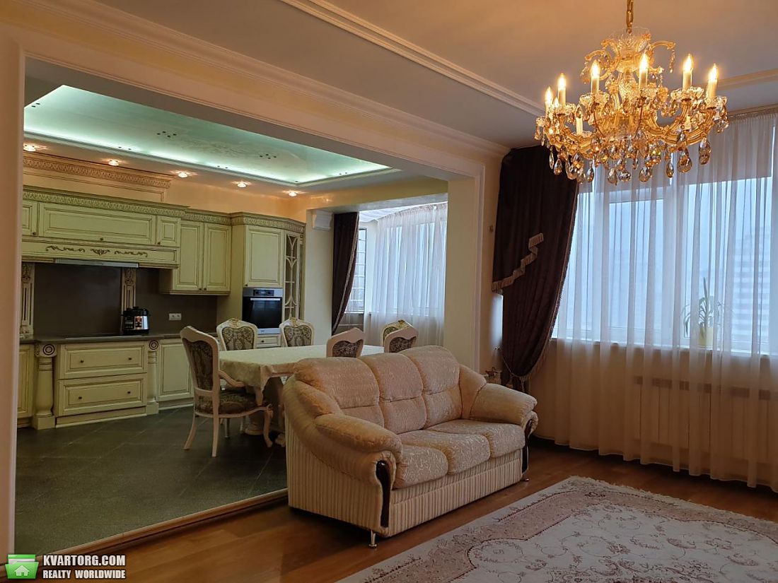 Rent out 4-room apartment. Киев,  Ковпака — photo 5