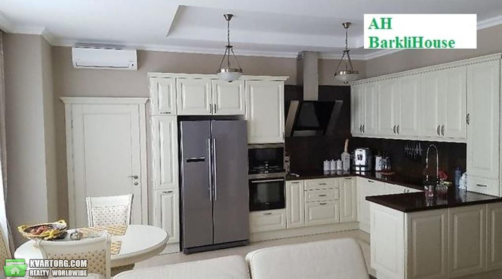 Rent out 2-room apartment. Киев,  Оболонская наб — photo 2