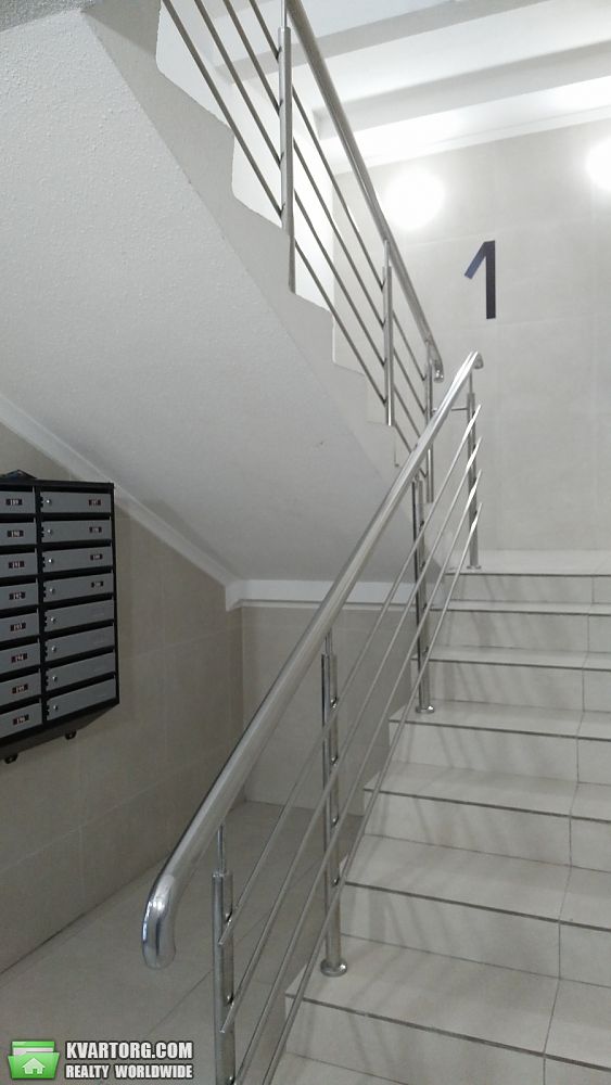 Rent out 1-room apartment. Киев, Кольцевая — photo 5