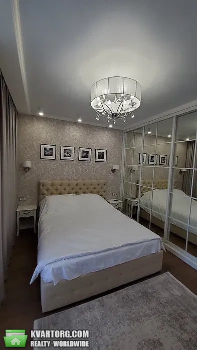Rent out 2-room apartment. Киев, ул.Шолуденка 1в. — photo 9