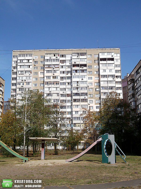 Sell 2-room apartment. Киев,  Маяковского пр-т — photo 1