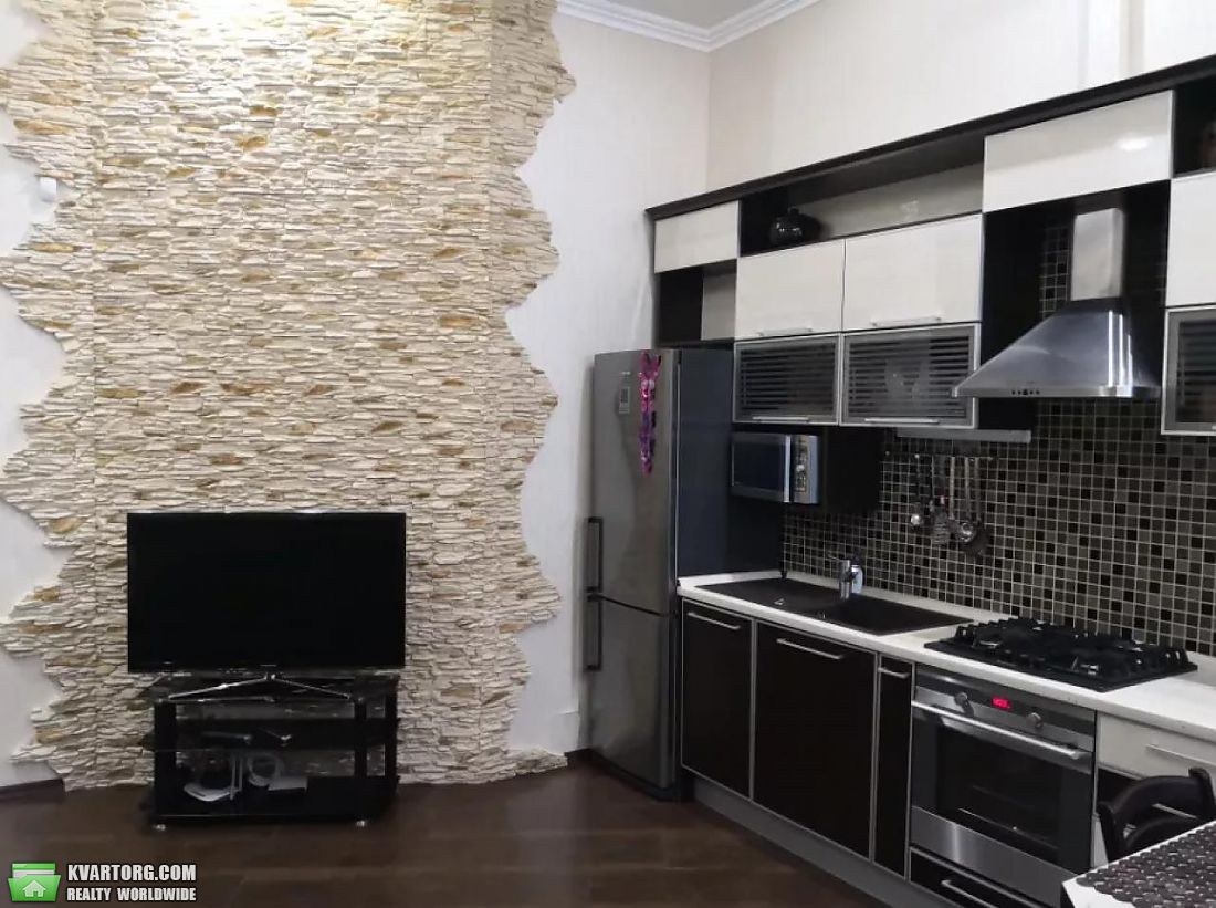 Rent out 2-room apartment. Киев,  Чапаева — photo 7