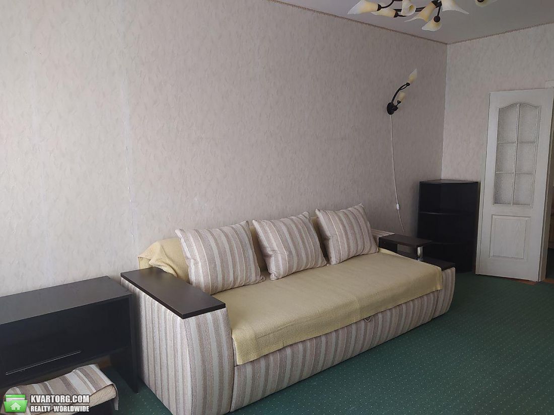 Rent out 2-room apartment. Киев,  Милославская — photo 6