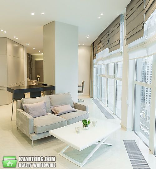 Rent out 4-room apartment. Киев,  Драгомирова — photo 2