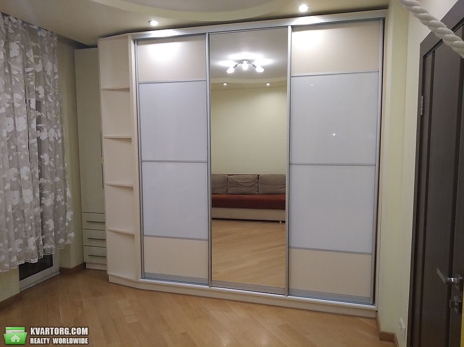Sell 2-room apartment. Киев, пр. Лобановского — photo 2