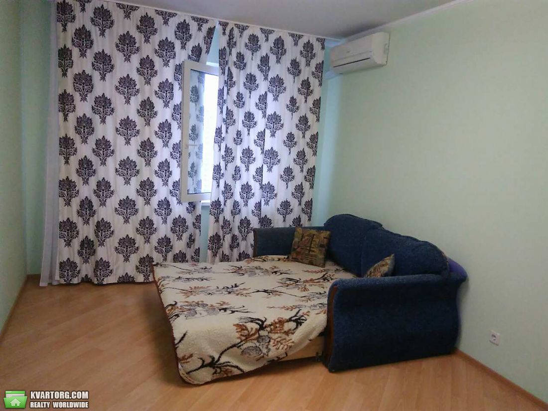 Rent out 2-room apartment. Киев,  Ахматовой — photo 4