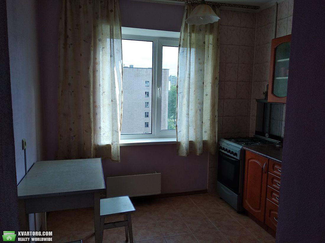 Rent out 2-room apartment. Киев,  Сабурова — photo 3