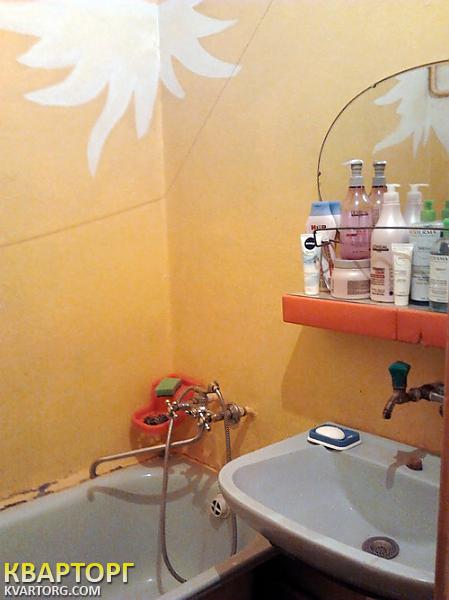 Sell 2-room apartment. Киев, Урловськая — photo 2