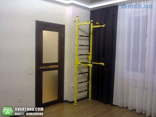 Rent out 2-room apartment. Киев,  Черновола — photo 8