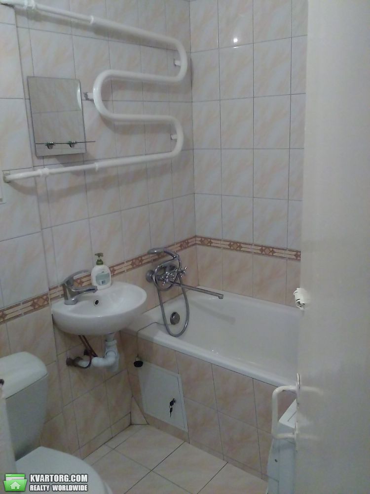 Rent out 1-room apartment. Киев,  Отрадный пр — photo 5