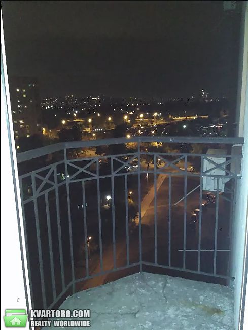 Rent out 1-room apartment. Киев,  Харьковское шоссе — photo 10