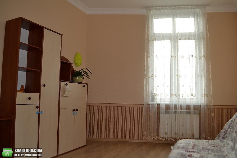 Sell 2-room apartment. Киев,  Лаврухина — photo 3