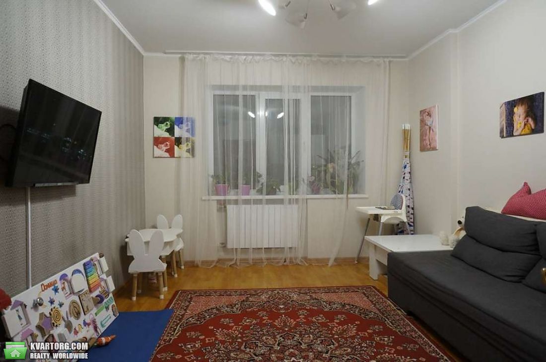 Sell 3-room apartment. Киев,  Гайдай — photo 3