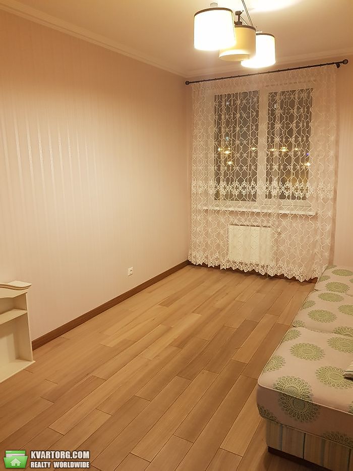 Sell 3-room apartment. Киев,  Вышгородская — photo 3
